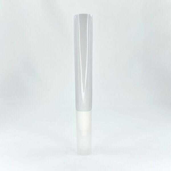 Wholesale cosmetic tube with applicator for cosmetic or skincare products, with turning lock system, PCR and Ocean-bound plastic available, customisable colour, size and printing