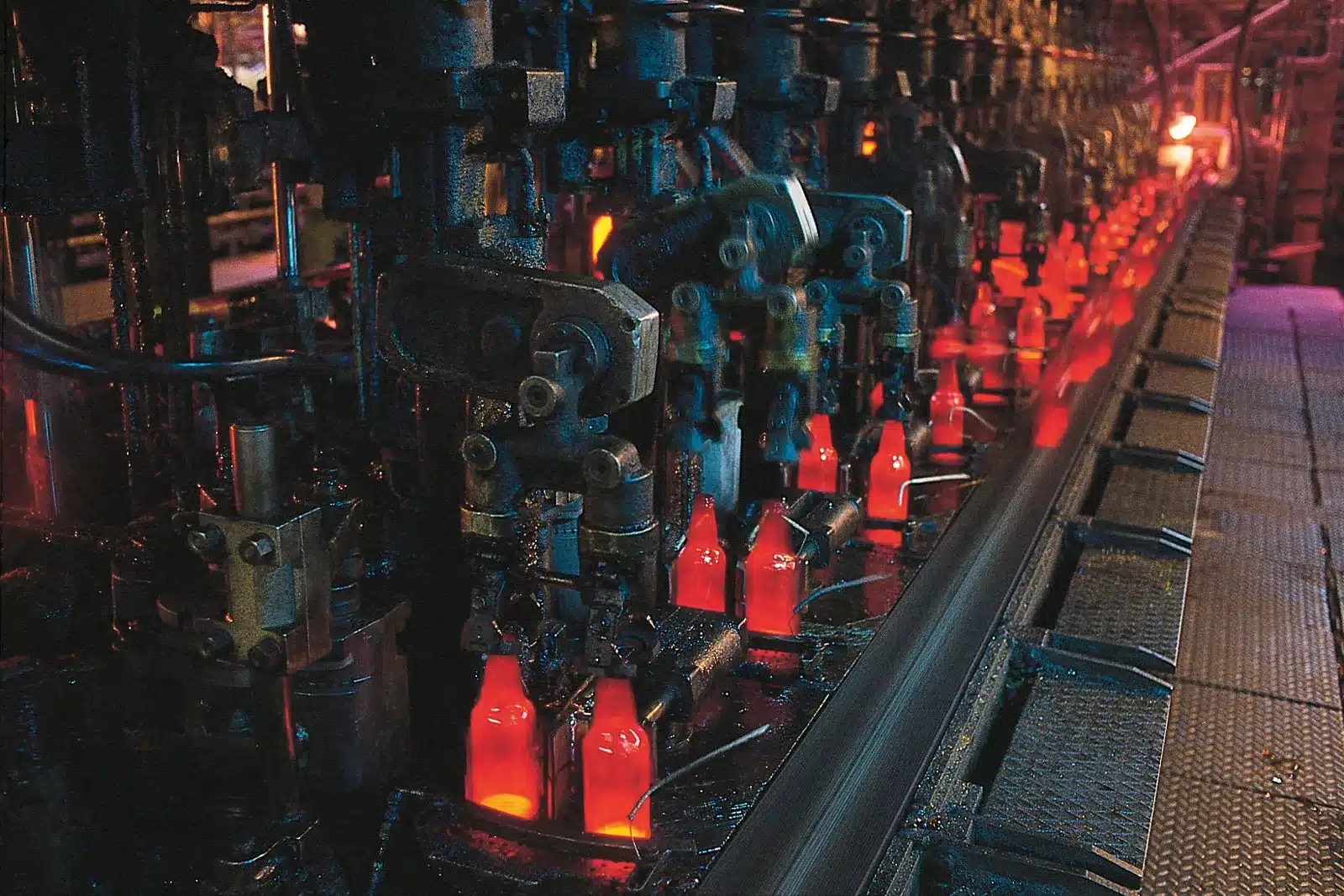 Cosmetic Glass Containers annealing